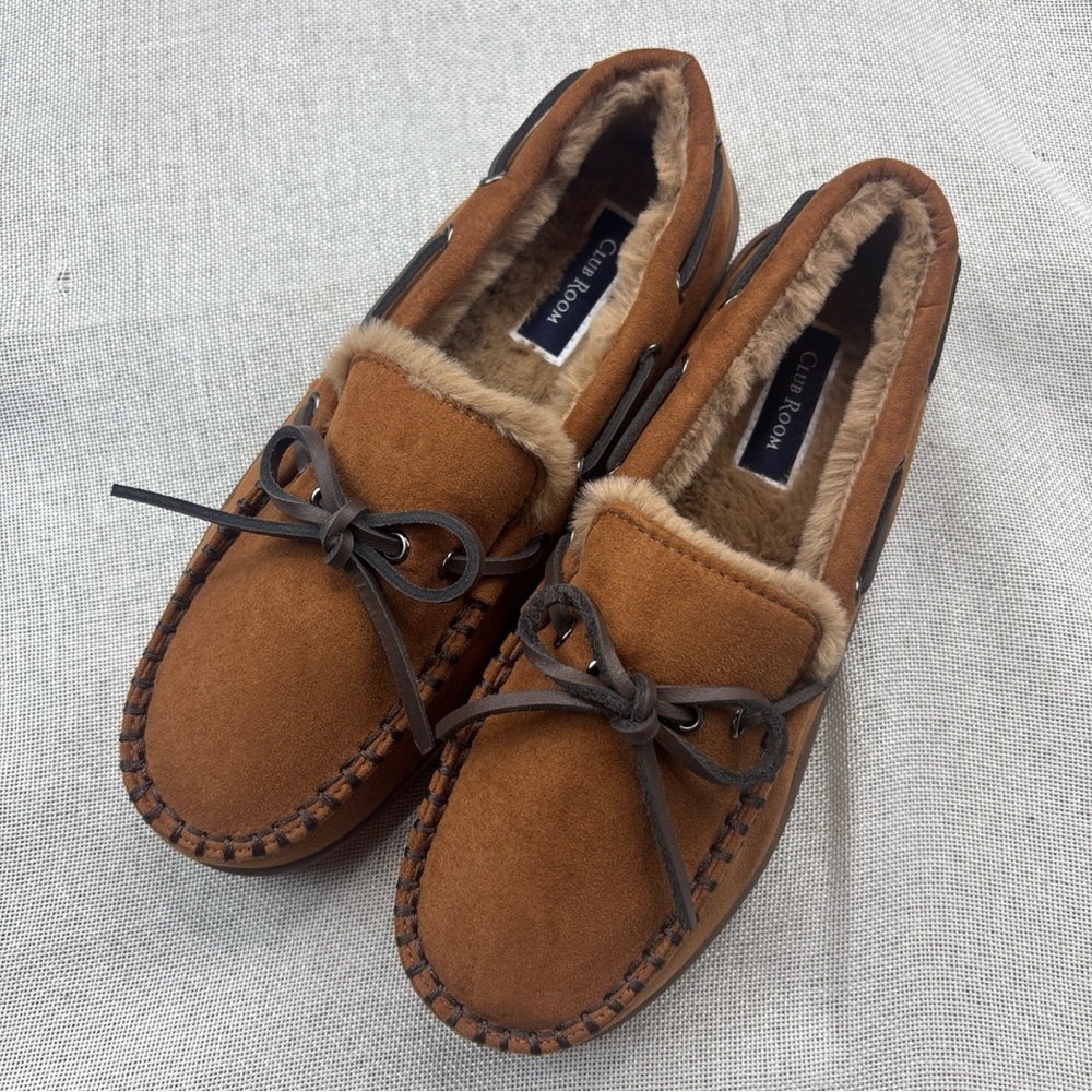 Club Room Men's Moccasin Slippers in Tan-Small 6-7